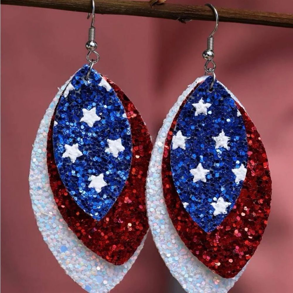 5/$25 Patriotic American 🇺🇸 Earrings
